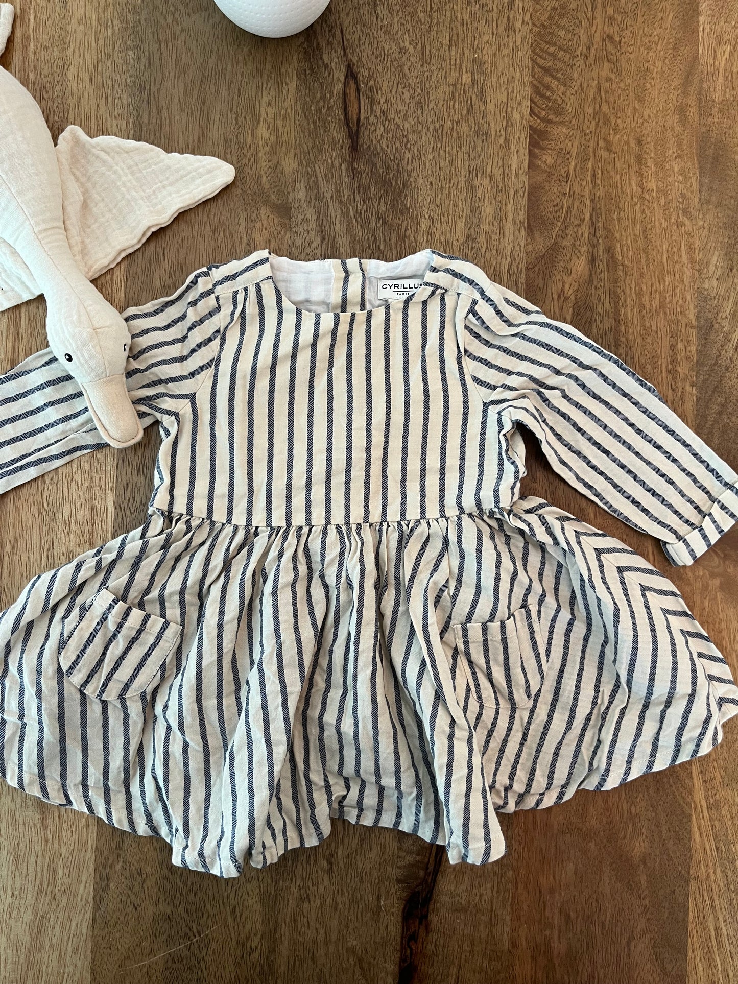 Robe 9 mois cyrillus