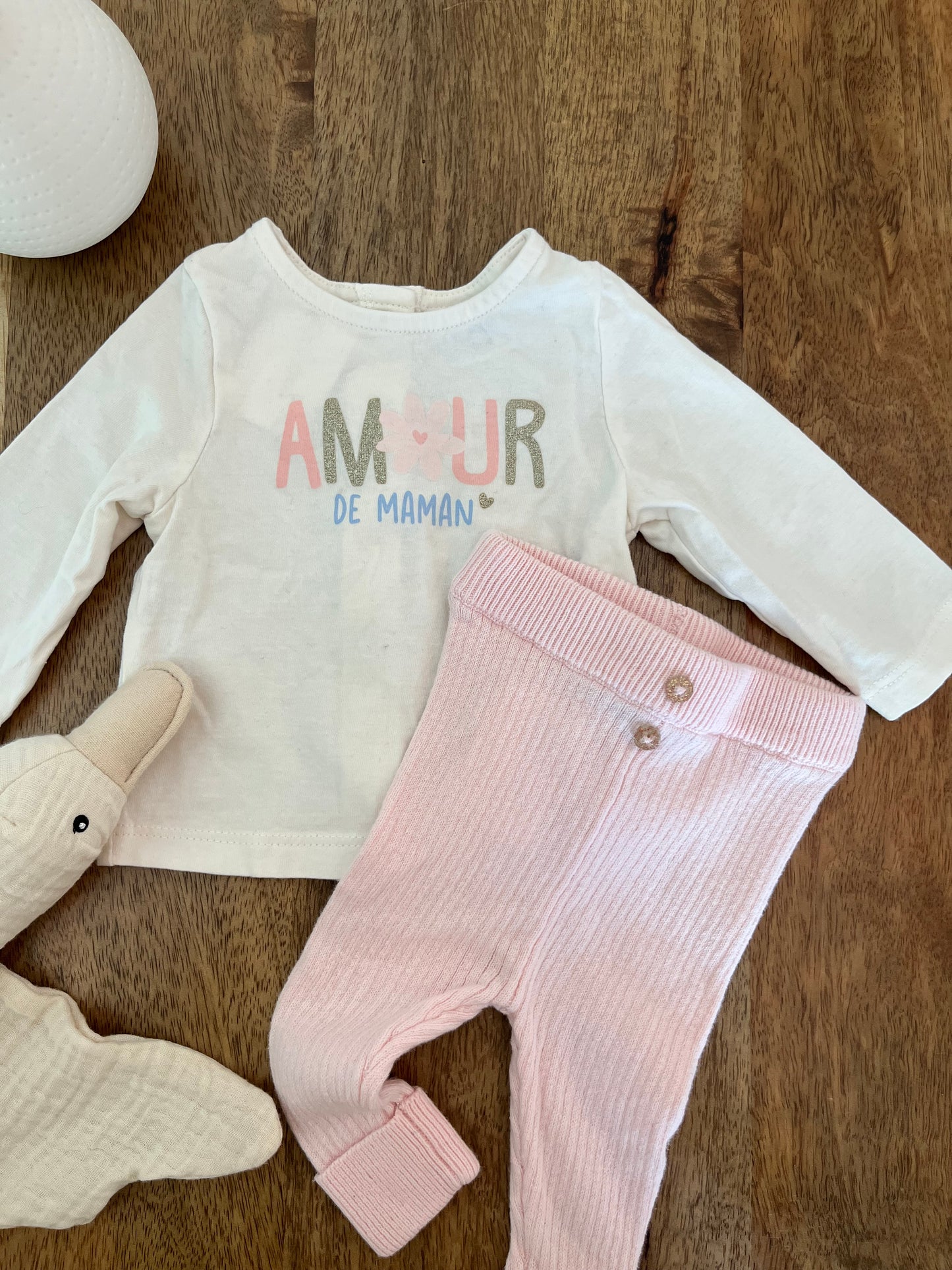 Look Olivia 1 mois