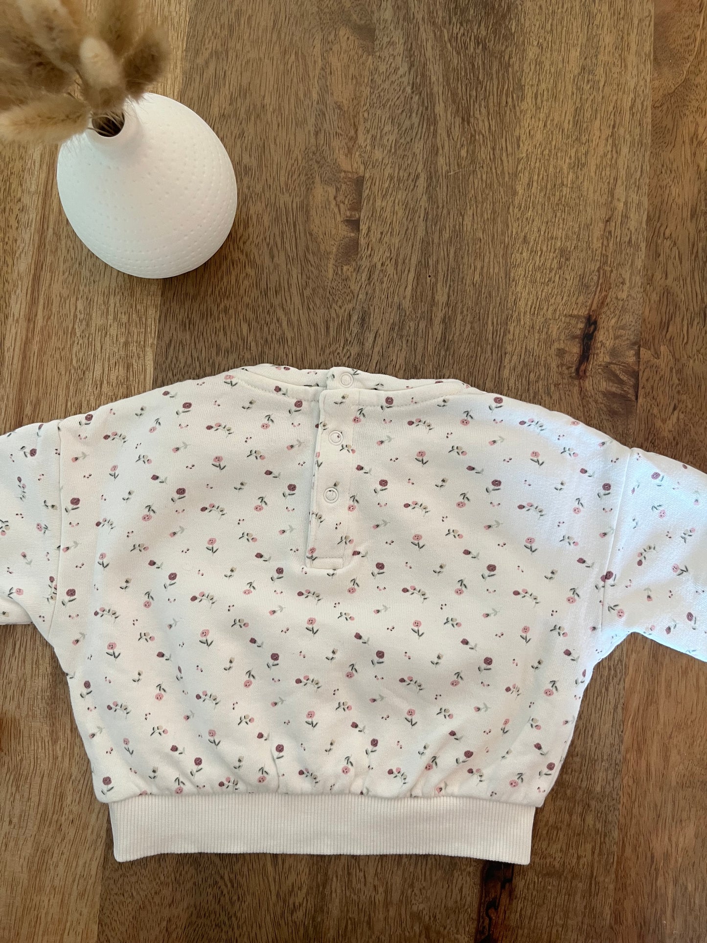 Pull Flora 3 mois